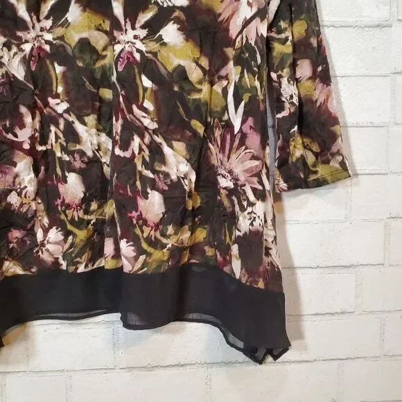 Simply Vera - Vera Wing floral top - Picture 10 of 13